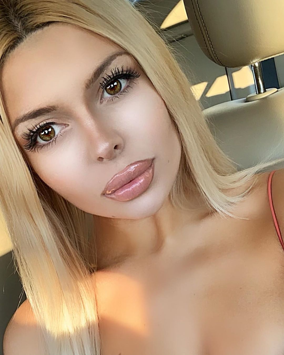 Αυτή είναι η Λαρισαία φοιτήτρια ιατρικής που βάζει "φωτιά" στο instagram (φωτό)