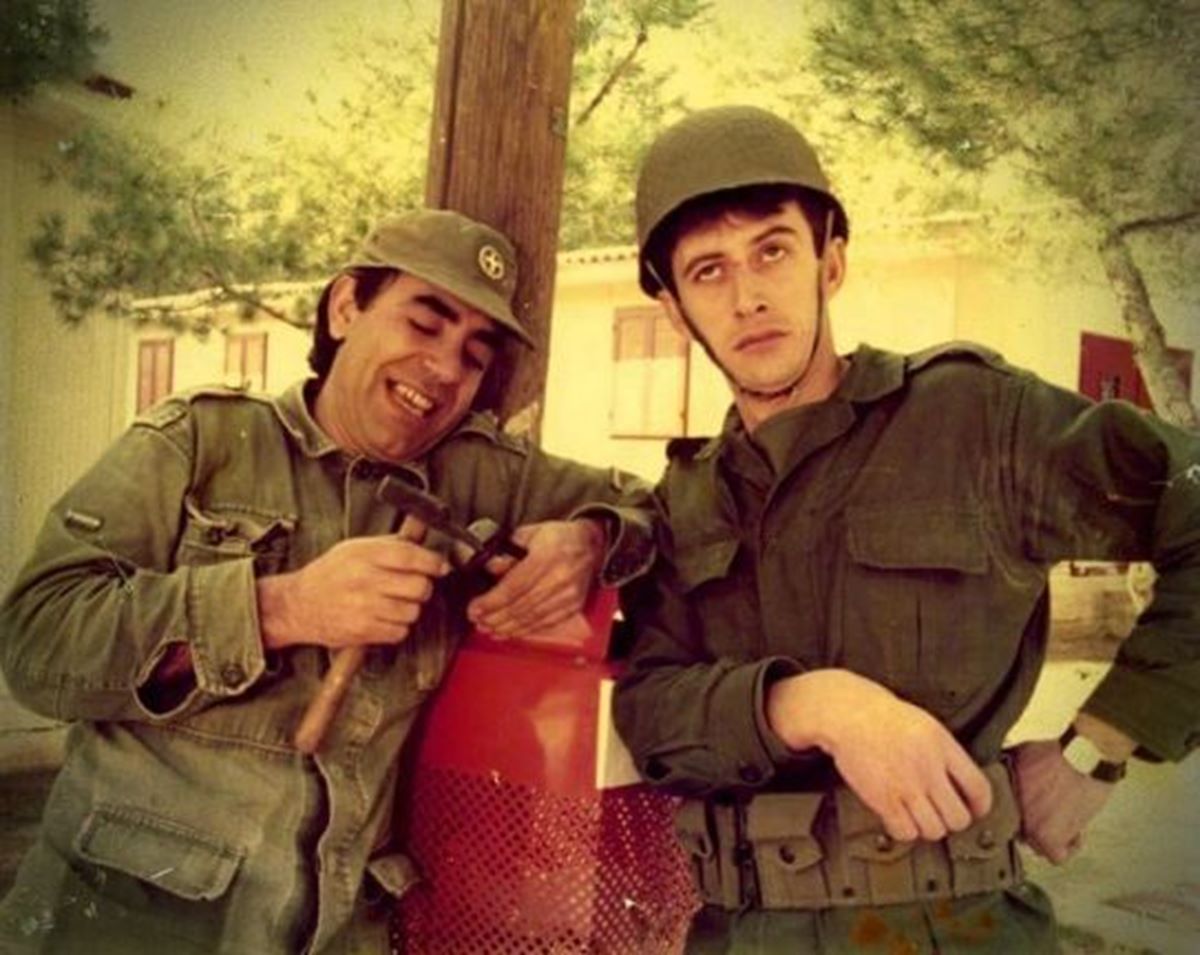 Λάρισα: Ο σταρ της βιντεοκασέτας που τα παράτησε όλα και ζει σήμερα στον Αμπελώνα (φωτο)