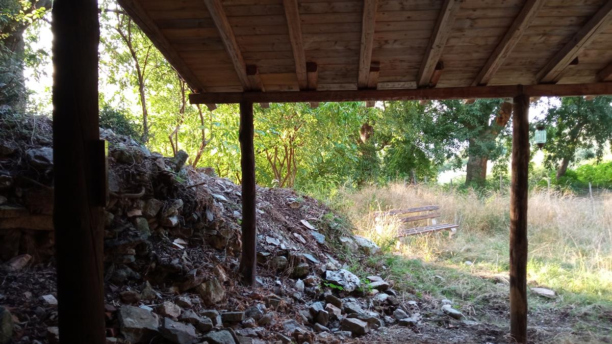 Λάρισα Το άγνωστο ασκηταριό της Αγ. Παρασκευής και το κρυμμένο φέρετρο