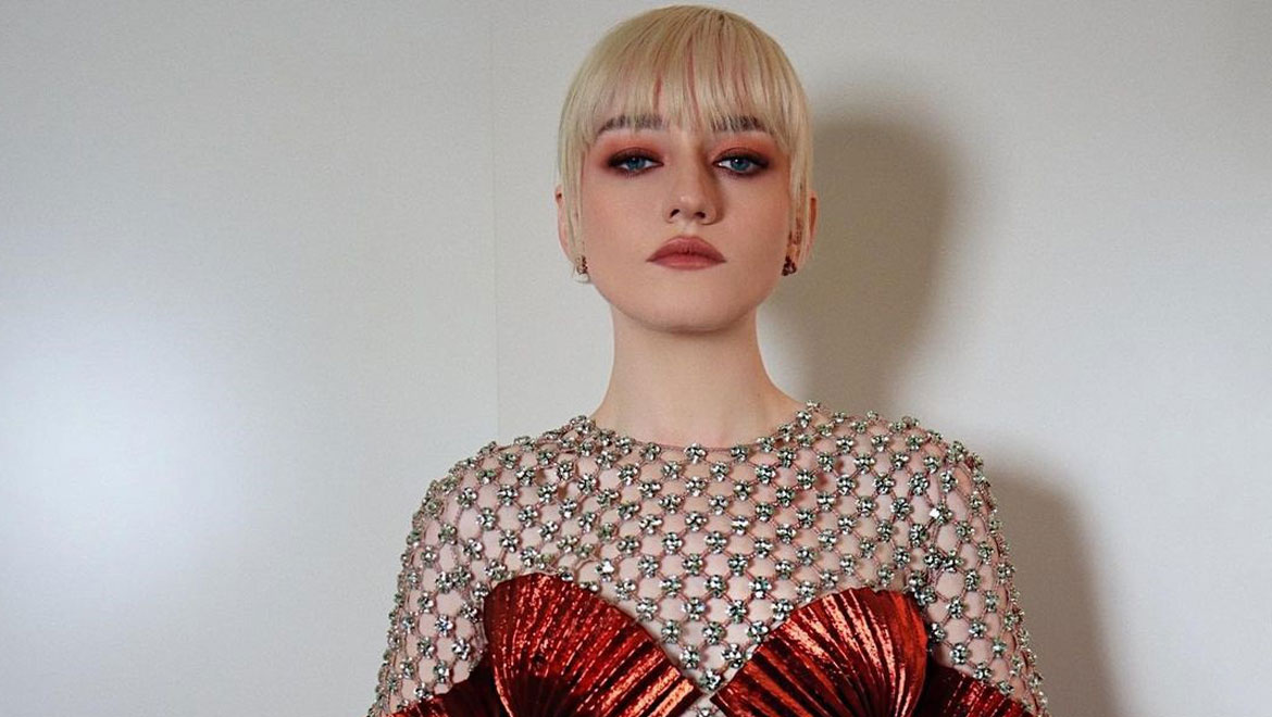 SAG Awards 2023: Δείτε το εντυπωσιακό beauty look της Julia Garner