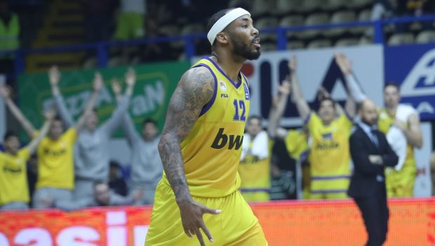 Περιστέρι – ΑΕΚ 87-73: Έκανε το πρώτο βήμα για τα ημιτελικά η ομάδα του Σπανούλη