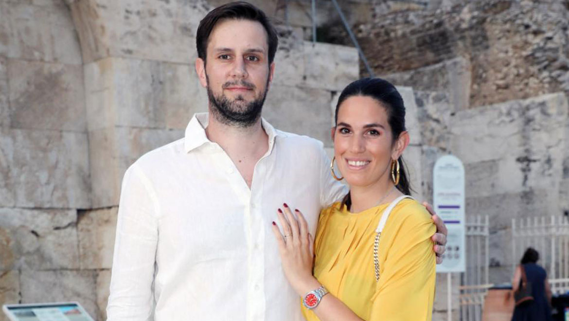 Αναστασία Καίσαρη – Thomas Persy: Η λαμπερή βάφτιση της κόρης τους και το πάρτι με special guest τον Χρήστο Μάστορα