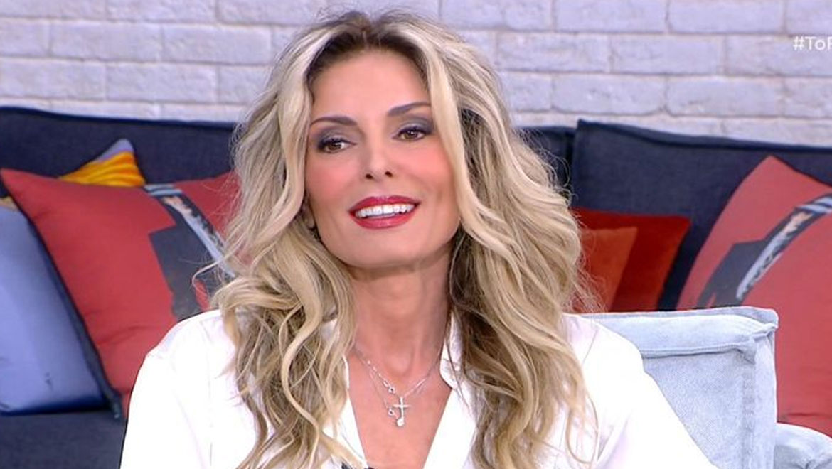 Η Κατερίνα Λάσπα απαντάει στα δημοσιεύματα που τη θέλουν να έχει χωρίσει με τον Νεκτάριο Νικολόπουλο