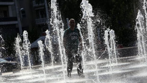 Καύσωνας Κλέων: Περιορίστε τις ενεργοβόρες συσκευές από τις 20.00 έως τις 22.00, λέει το υπ. Ενέργειας