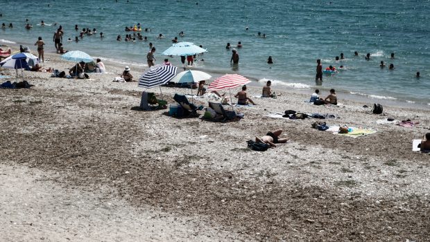 Καύσωνας «Κλέων»: Σε ισχύ το έκτακτο δελτίο της ΕΜΥ με θερμοκρασίες έως 43 βαθμούς