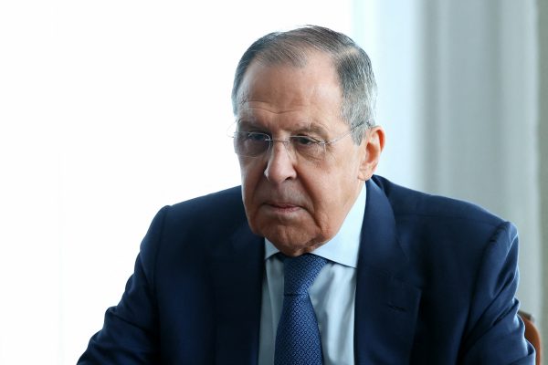 Λαβρόφ: «Ο πόλεμος στην Ουκρανία δεν θα τελειώσει ωσότου η Δύση να...» | tanea.gr