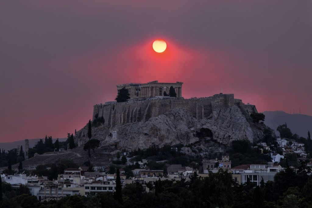 «Θάλαμος αερίων» η Ελλάδα από τα πύρινα μέτωπα | tanea.gr