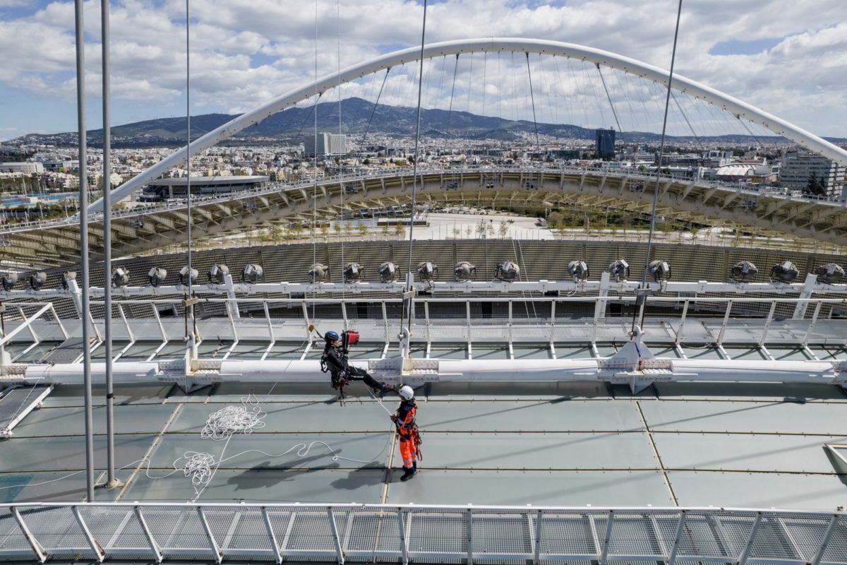 ΟΑΚΑ: Το στέγαστρο Καλατράβα έτριζε, κανείς δεν άκουγε – «Καμπανάκια» και έγγραφα από το 2013