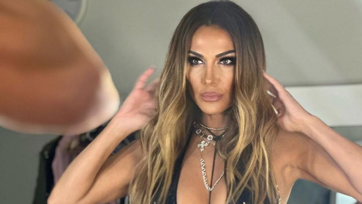 Δέσποινα Βανδή: Η sexy εμφάνιση στο Panic Concert 2023 και το ντουέτο έκπληξη με τη Josephine
