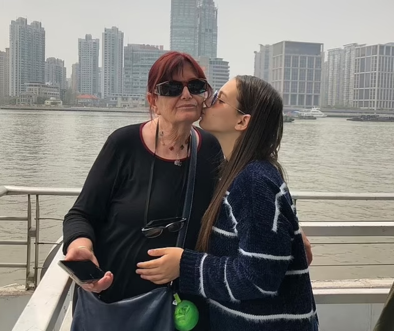 Ισραήλ: Είδε τη σφαγή της γιαγιάς της στο Facebook - Η Χαμάς δολοφόνησε ηλικιωμένη και «πανηγύριζε» στα social media | tanea.gr