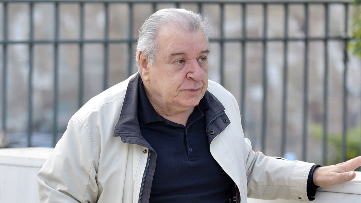 Τάσος Χαλκιάς: «Ο πατέρας μου με χτυπούσε όταν υπήρχε λόγος, δεν ήθελε όμως να με βαράνε άλλοι»