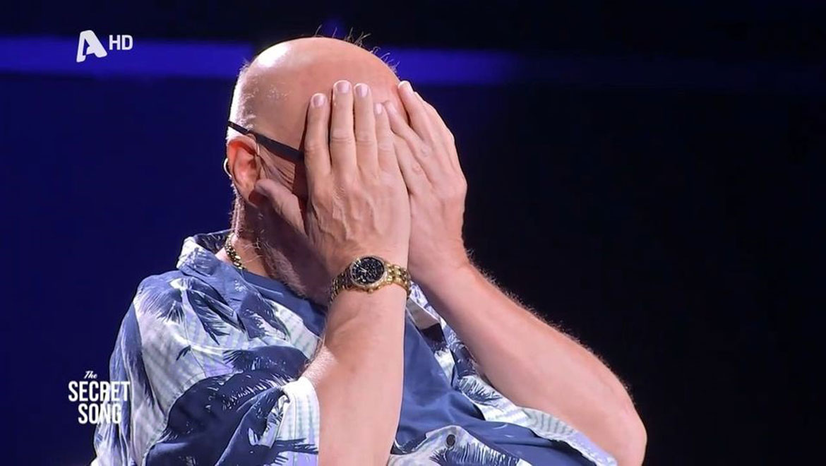 Secret Song: Ξέσπασε σε κλάματα ο Λάκης Παπαδόπουλος με την εμφάνιση ...
