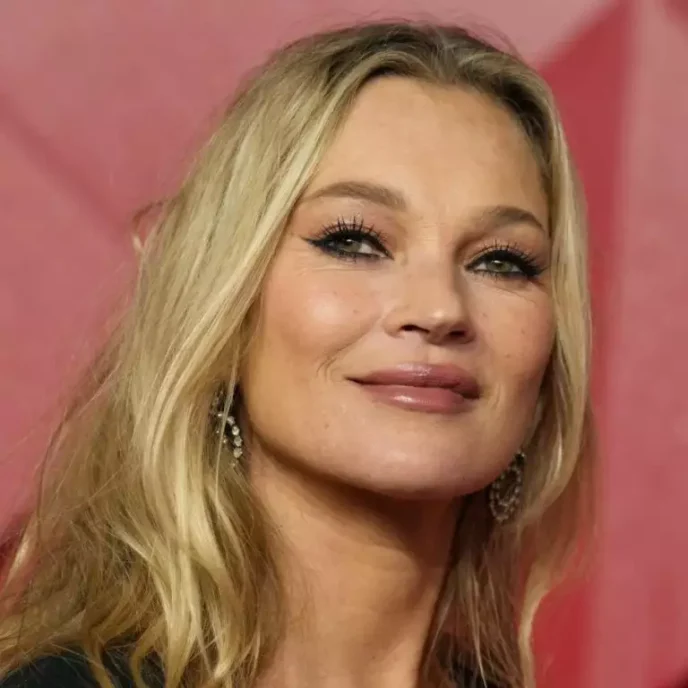 Fashion Awards 2023: Τα υπέροχα beauty looks της βραδιάς