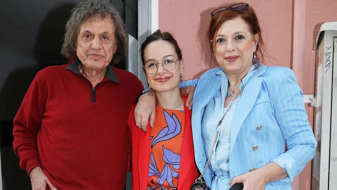 Ελένη Ράντου – Βασίλης Παπακωνσταντίνου: Ταξίδεψαν στην Ολλανδία για να δουν την κόρη τους