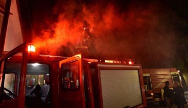 Λάρισα: Ενισχυμένες δυνάμεις της Πυροσβεστικής για φωτιά στην Κρανιά Ελασσόνας