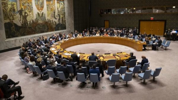 Οι ΗΠΑ απορρίπτουν τη θέση του Νετανιάχου ότι η απόφαση του ΣΑ του ΟΗΕ έβλαψε τις διαπραγματεύσεις με τη Χαμάς για τους ομήρους