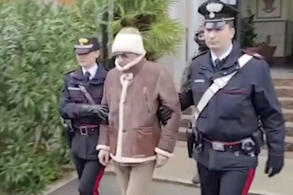 Ιταλία: Συνελήφθησαν 3 συνεργοί του αρχινονού της μαφίας Ματέο Μεσίνα Ντενάρο – Τον βοήθησαν να ζήσει μια κανονική ζωή ενώ καταζητείτο από τις Αρχές για σχεδόν 30 χρόνια