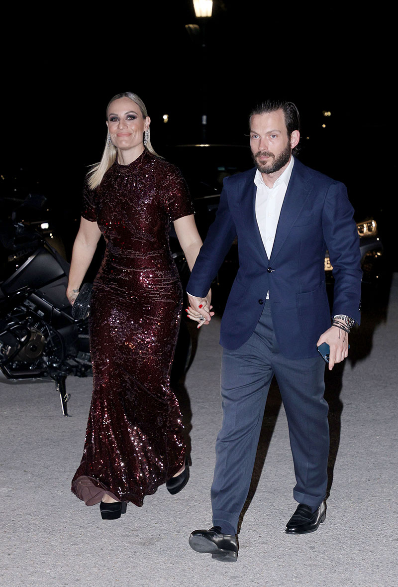 Έφη Μαροσούλη: Σύσσωμη η showbiz στο λαμπερό πάρτι γενεθλίων της