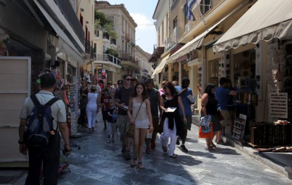Ποια πόλη της Ελλάδας προτείνει ξένη ιστοσελίδα στους τουρίστες που δεν αντέχουν την πολυκοσμία της Αθήνας