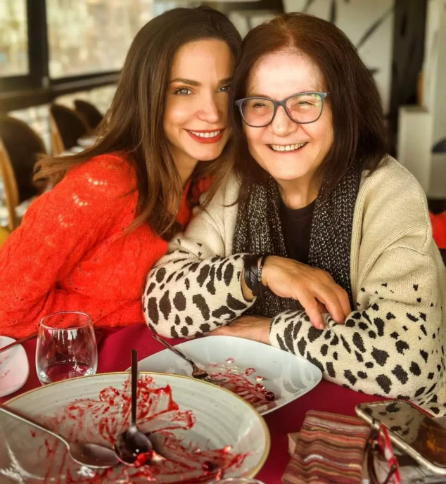 Κατερίνα Γερονικολού: Η σπάνια φωτογραφία στο Instagram με την μητέρα της
