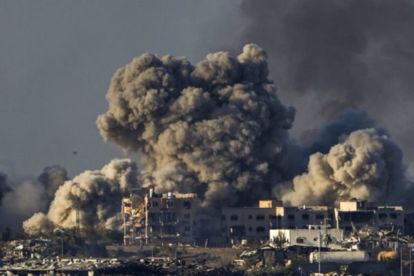 Γάζα: Τουλάχιστον πέντε νεκροί σε ισραηλινούς βομβαρδισμούς στη Ράφα