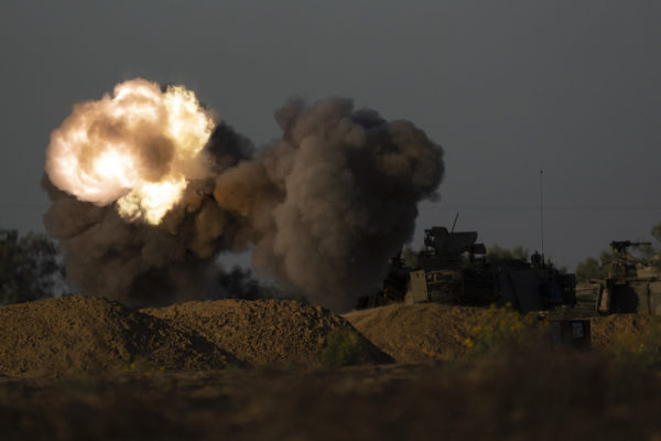 Γάζα: Νέοι βομβαρδισμοί στη Ράφα – Εορτασμοί στο Ισραήλ για την 76η επέτειο από την ίδρυση του κράτους