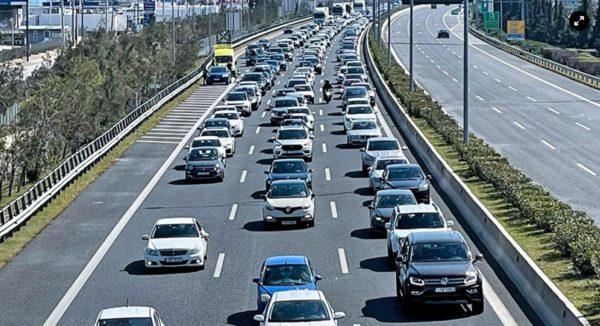 Έρευνα: Το 87% των Ελλήνων οδηγών φοβάται τη συμπεριφορά των άλλων οδηγών