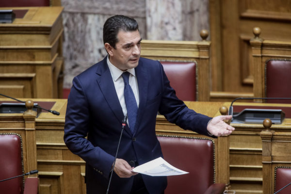 Βουλή: Αντιπαράθεση Κ. Σκρέκα με αντιπολίτευση στο ν/σ για την ενίσχυση της προστασίας του καταναλωτή και την εύρυθμη λειτουργία της αγοράς