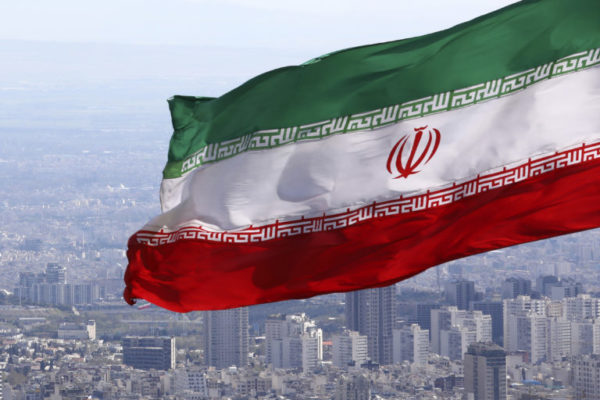 Ιράν: Επιβεβαίωσε ότι διεξάγει συνομιλίες με τις ΗΠΑ στο Ομάν