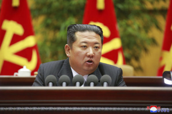 Βόρεια Κορέα: Συλλυπητήριο μήνυμα του Κιμ Γιονγκ Ουν στο Ιράν