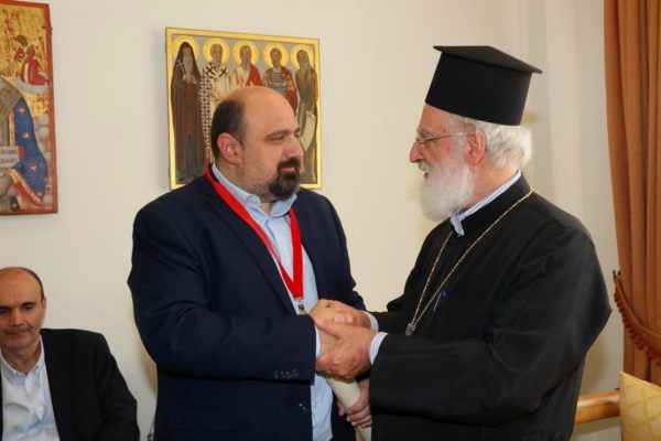Ανώτατη τιμητική διάκριση για τον Υφυπουργό Χρ. Τριαντόπουλο από την Εκκλησία Κρήτης