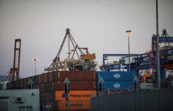 Λιμάνι Πειραιά: Εντοπίστηκαν 210 κιλά κοκαΐνης σε κοντέινερ με γαρίδες