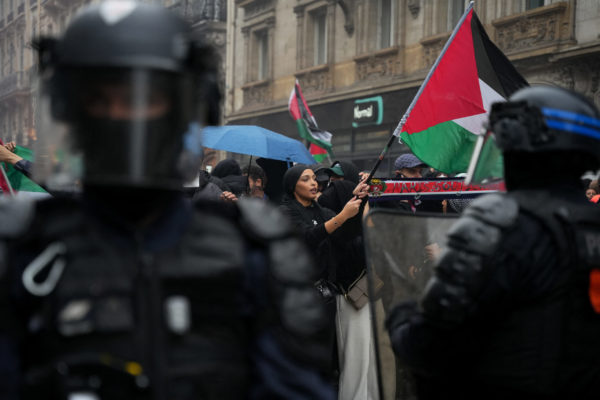Νέες διαδηλώσεις στη Γαλλία για τη Γάζα για 3η συνεχόμενη νύχτα