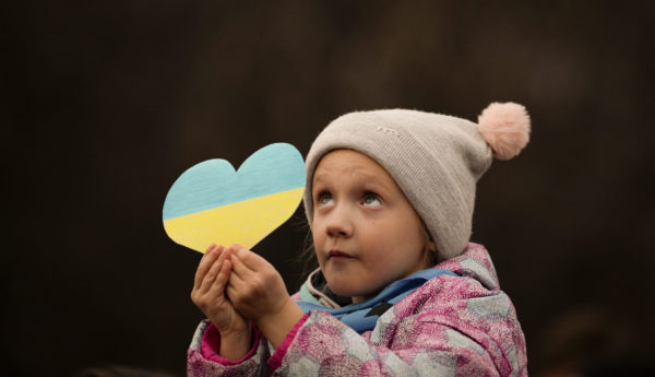Διεθνής Αμνηστία: Η Ρωσία επιβάλλει σκληρά μέτρα σε παιδιά που αντιτίθενται στον πόλεμο στην Ουκρανία
