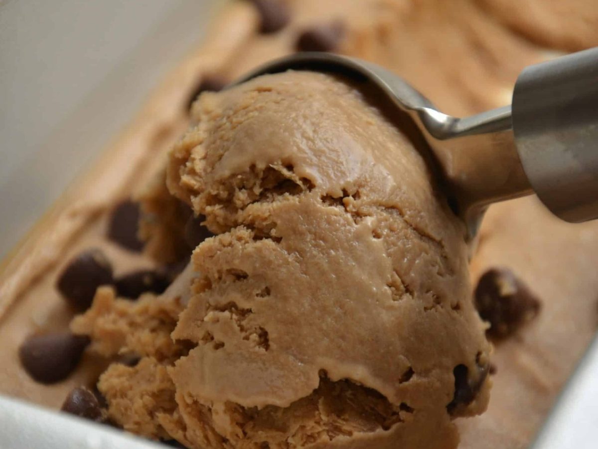 παγωτο με cottage και φυστικοβουτυρο