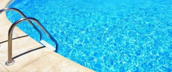 Γερμανία: Δεκαπεντάχρονος φέρεται να βίασε 12χρονη σε πισίνα στο Μπράουνσβαϊγκ
