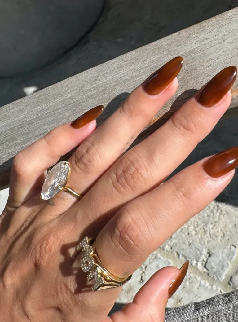 Hailey Bieber: To κόσμημα που φοράει μετά την γέννηση του πρώτου της παιδιού