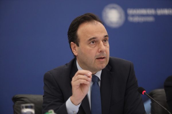 Δ. Παπαστεργίου: Η Τεχνητή Νοημοσύνη πρέπει να εκδημοκρατιστεί