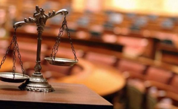 Δικηγορικοί Σύλλογοι: Πρόταση για καθολική αποχή στις 28/2 για τα δύο χρόνια από την τραγωδία στα Τέμπη