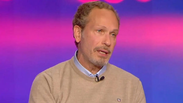 Βασίλης Κούκουρας: «Δεν μπορώ να φτύσω το “Κωνσταντίνου & Ελένης”, όμως οι δυνατότητές μου είναι πιο μπροστά»