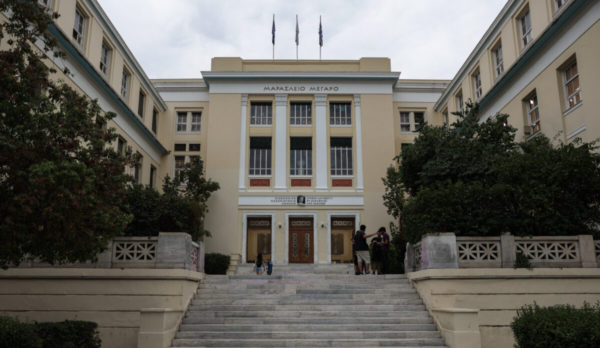 Μέτρα κατά της βίας στα Πανεπιστήμια: Υπόλογες θα είναι και οι διοικήσεις των ΑΕΙ