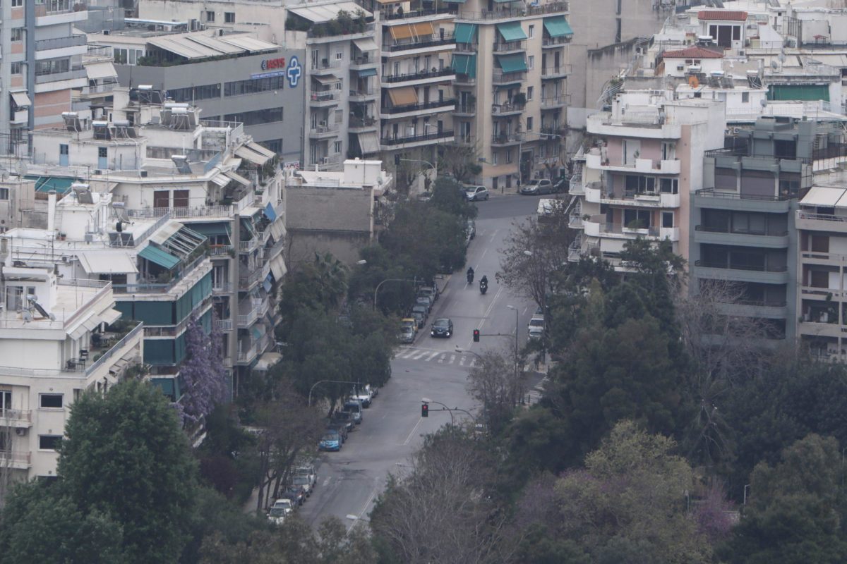 Γουόρεν Μπάφετ: Παραμένει πρόεδρος στην Berkshire – Το ΔΣ εξέλεξε τον Άμπελ ως CEO