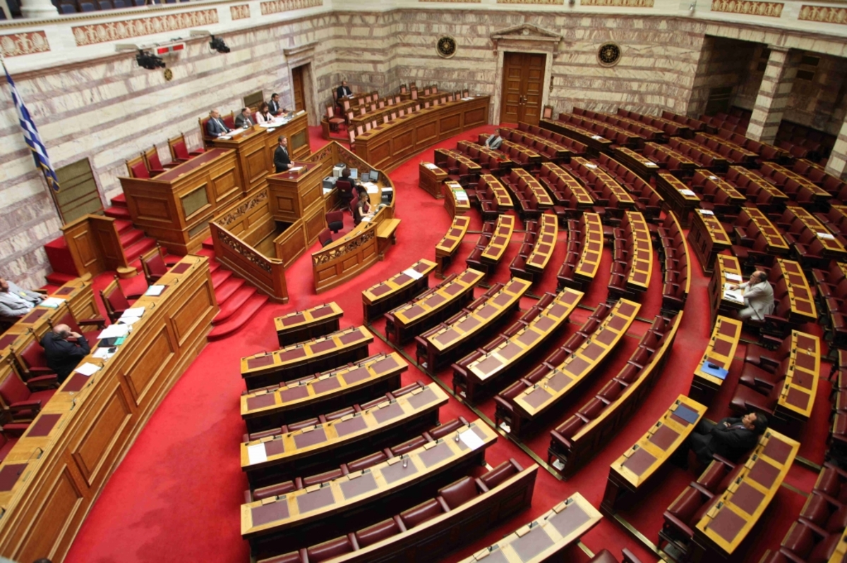 Γ. Μπούγας: Επιταχύνεται η αποτελεσματική και η ταχεία απονομή της δικαιοσύνης- Αντιδράσεις από την Αντιπολίτευση