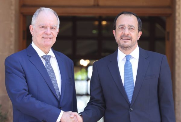 Ν. Χριστοδουλίδης: Μεγάλη τιμή η επίσκεψη Τασούλα