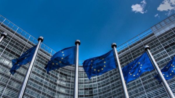Οι ηγέτες της ΕΕ χαιρετίζουν την εκλογή του νέου Πάπα και δηλώνουν έτοιμοι για στενή συνεργασία