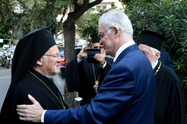 Με τον Οικουμενικό Πατριάρχη Βαρθολομαίο συναντήθηκε ο Πρόεδρος της Δημοκρατίας, Κωνσταντίνος Τασούλας