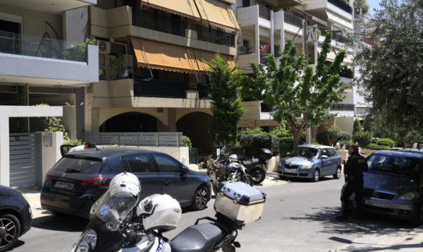 Έγκλημα στη Νέα Σμύρνη: Δίωξη στον 71χρονο πατέρα για ανθρωποκτονία με δόλο σε ήρεμη ψυχική κατάσταση