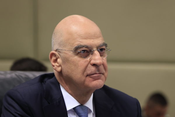 Ν. Δένδιας: 1.059 κατοικίες έως το 2026 σε στελέχη των Ενόπλων Δυνάμεων, εκπαιδευτικούς και γιατρούς