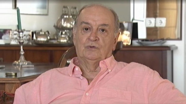 Κώστας Λυχναράς: Έφυγε από τη ζωή ο σκηνοθέτης των σειρών «Κωνσταντίνου και Ελένης» και «Καφέ της Χαράς»