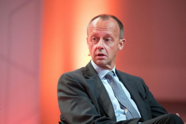 Μερτς: Ανοιχτό το ενδεχόμενο οι νέες κυρώσεις να περιλαμβάνουν και «παγωμένα» ρωσικά κεφάλαια 